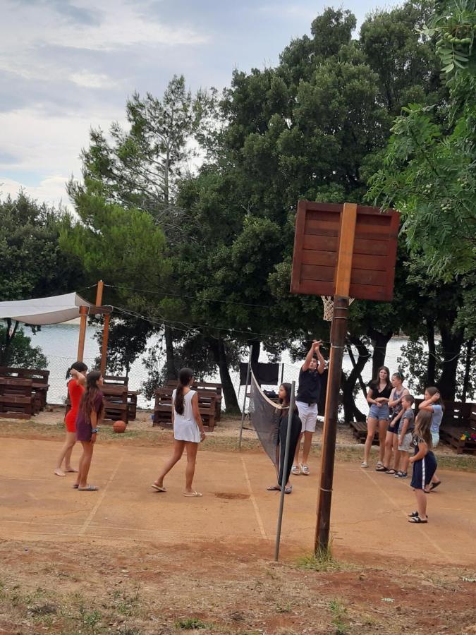 Hotel Grand Veles Camp Banjole Zewnętrze zdjęcie