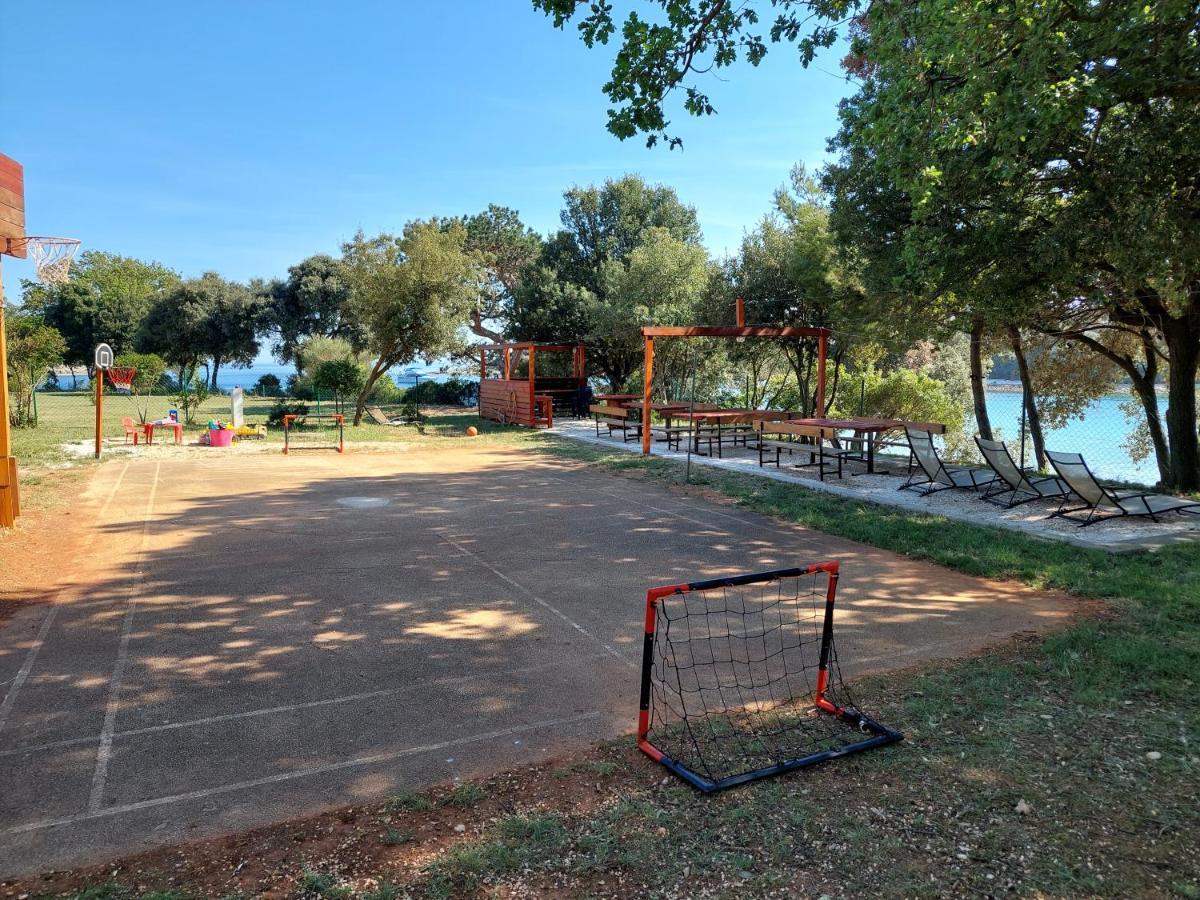 Hotel Grand Veles Camp Banjole Zewnętrze zdjęcie