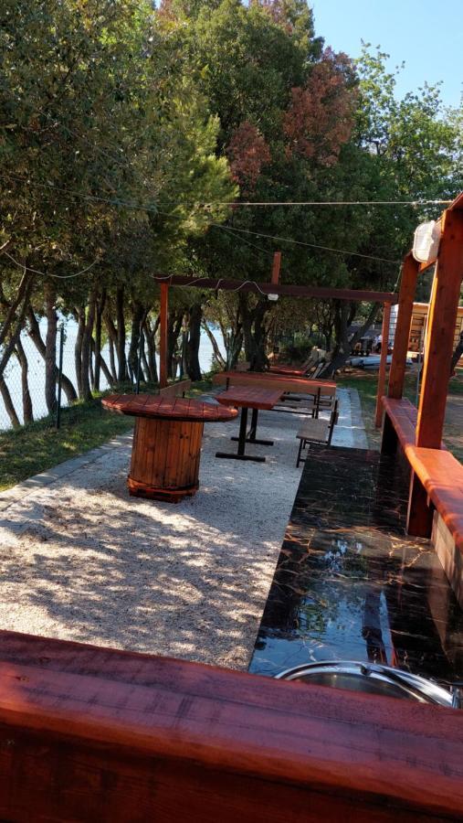 Hotel Grand Veles Camp Banjole Zewnętrze zdjęcie