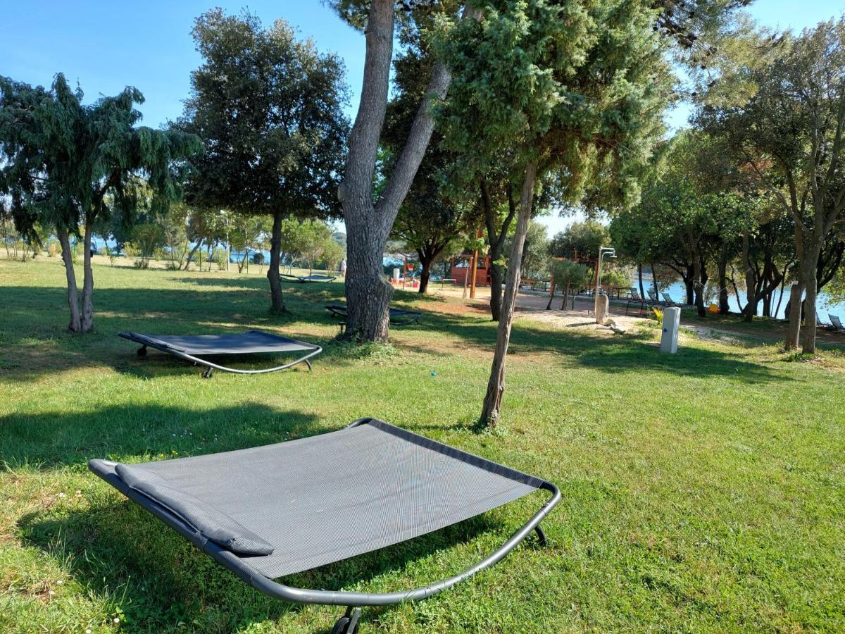 Hotel Grand Veles Camp Banjole Zewnętrze zdjęcie